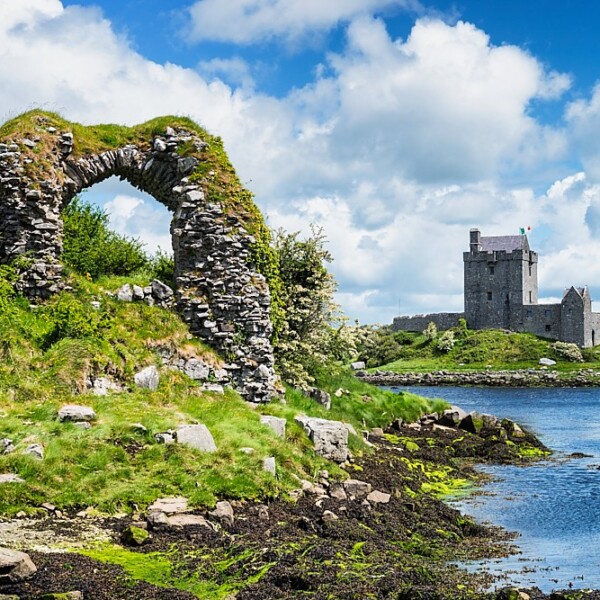 Dunguaire Castle
